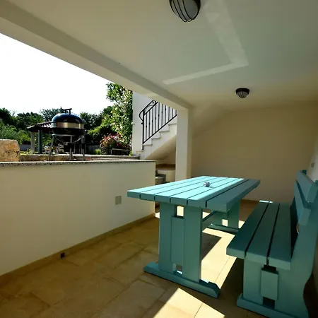 Appartement Morea By Interhome Vantacici