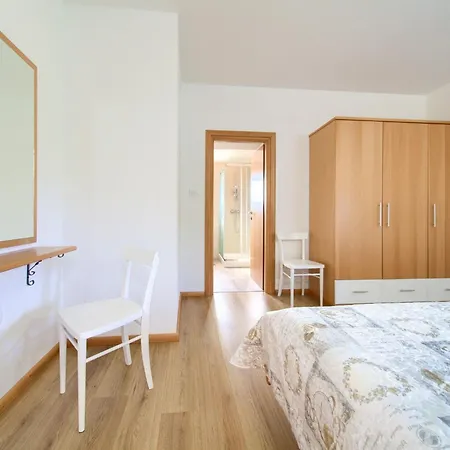 Morea By Interhome * Vantacici