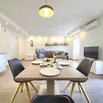 Morea By Interhome * Vantacici